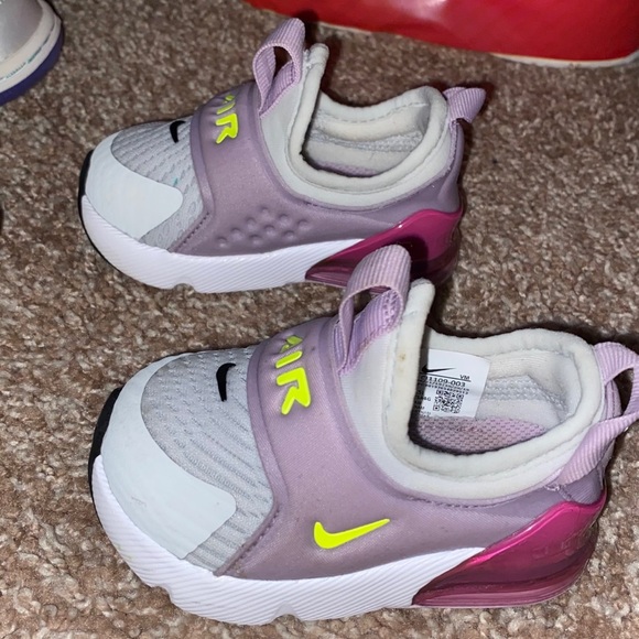 Nike air Max slip on sz 4 - Picture 2 of 3